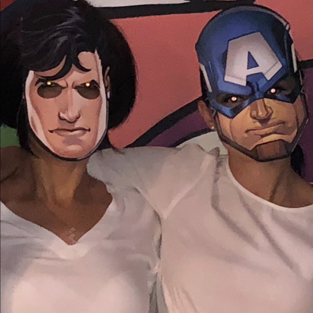 Meet your Posher, Maro